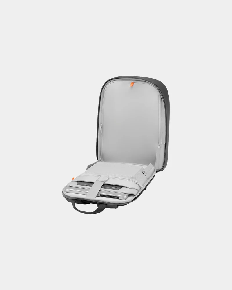 Mochila antirrobo reciclada Bobby Edge 17L para personalizar