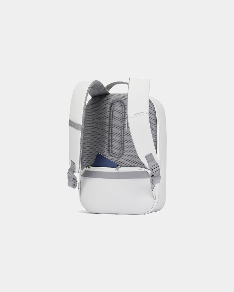 Mochila antirrobo reciclada Bobby Edge 17L para personalizar