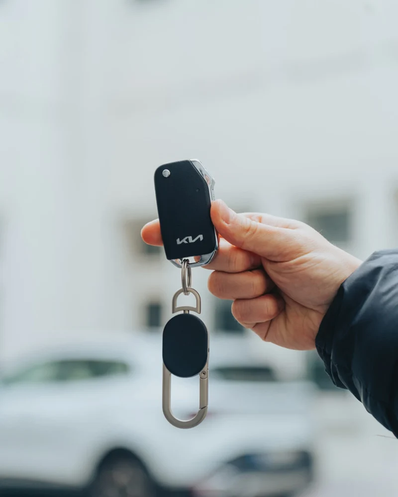 Llavero localizador USB-C recargable para personalizar