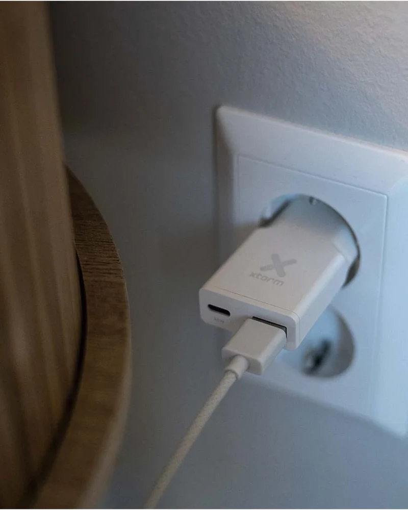 Cargador reciclado 33W USB-A USB-C para personalizar