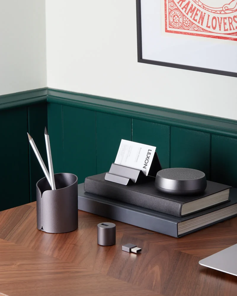 Portalápices aluminio Lexon City Pen Cup para personalizar