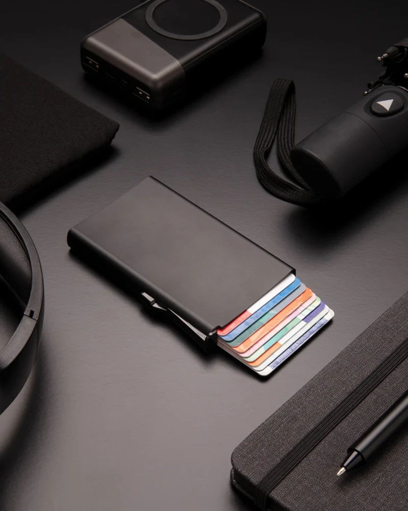 Tarjetero de aluminio antirrobo RFID para personalizar