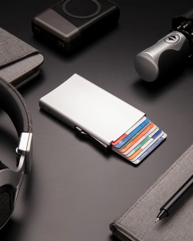 Tarjetero de aluminio antirrobo RFID para personalizar